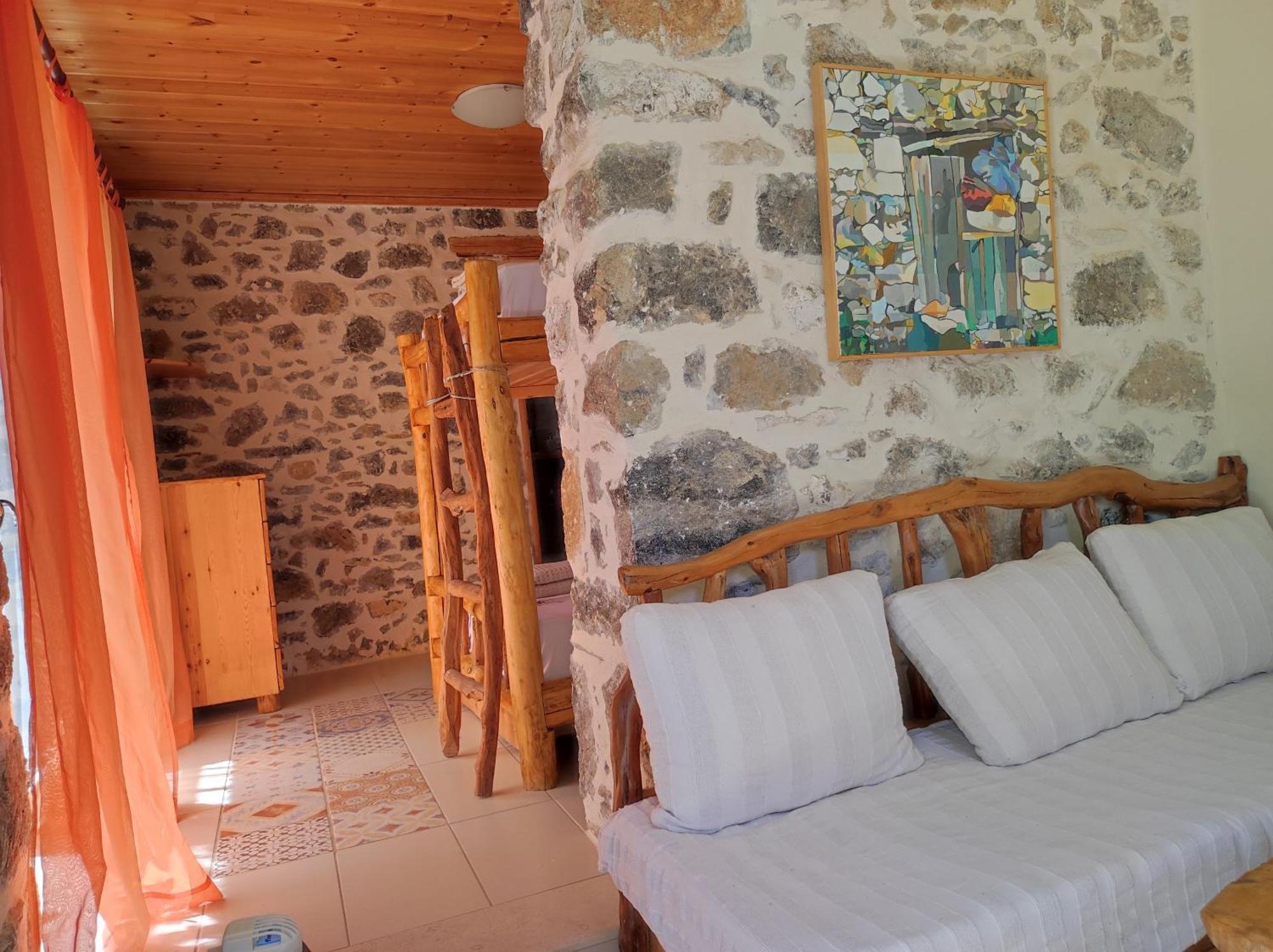 הוילה Kato Simi Kato Symi House מראה חיצוני תמונה