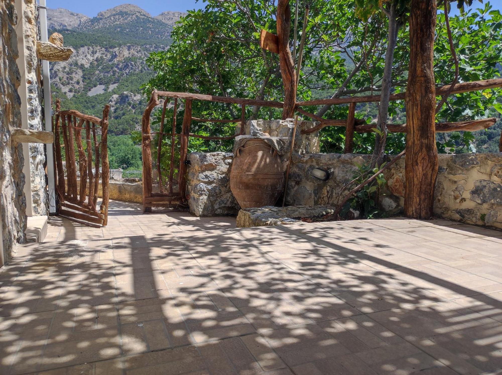 הוילה Kato Simi Kato Symi House מראה חיצוני תמונה