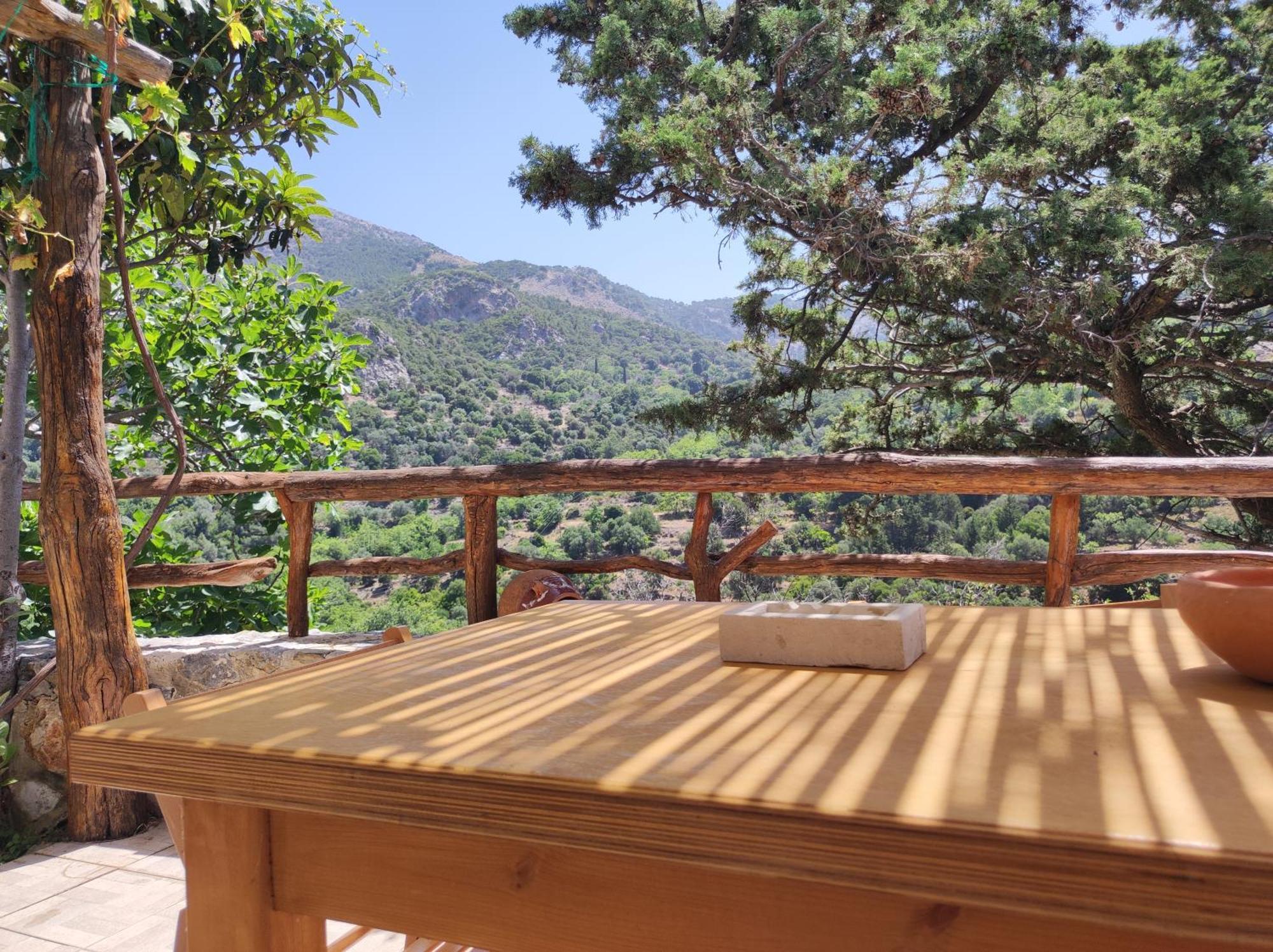 הוילה Kato Simi Kato Symi House מראה חיצוני תמונה
