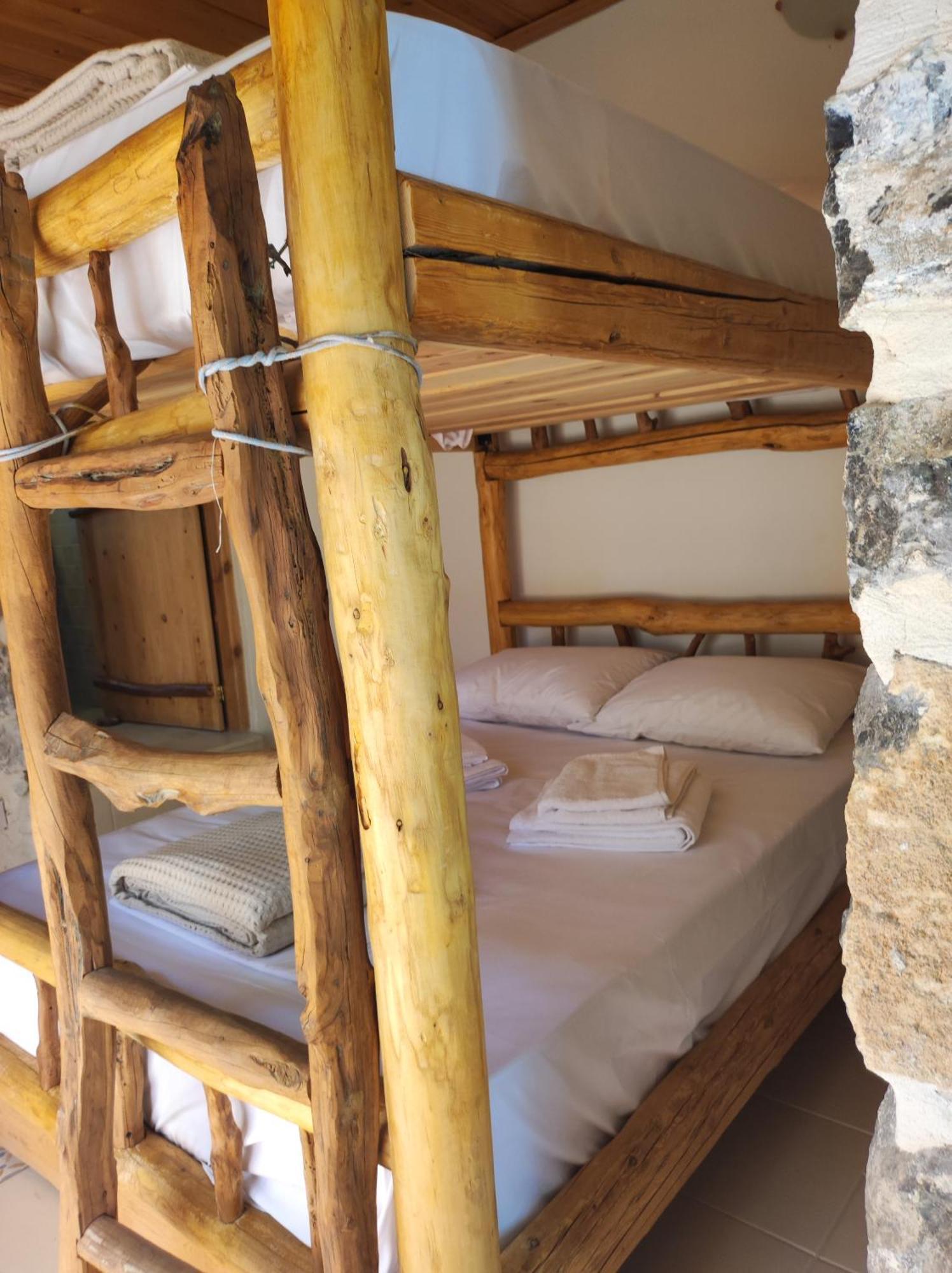 הוילה Kato Simi Kato Symi House מראה חיצוני תמונה