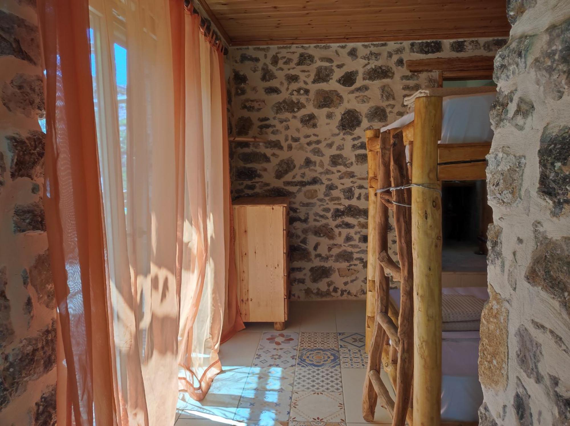 הוילה Kato Simi Kato Symi House מראה חיצוני תמונה