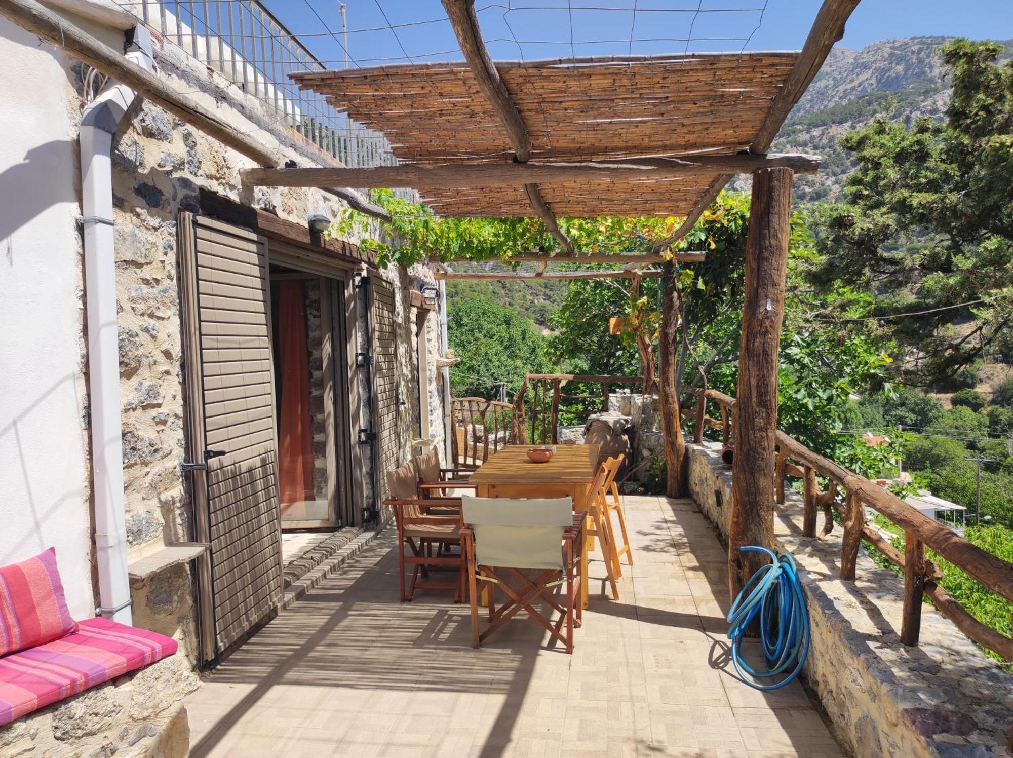 הוילה Kato Simi Kato Symi House מראה חיצוני תמונה