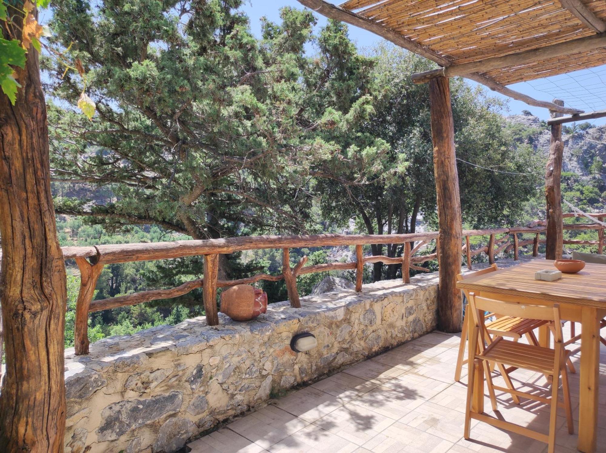 הוילה Kato Simi Kato Symi House מראה חיצוני תמונה