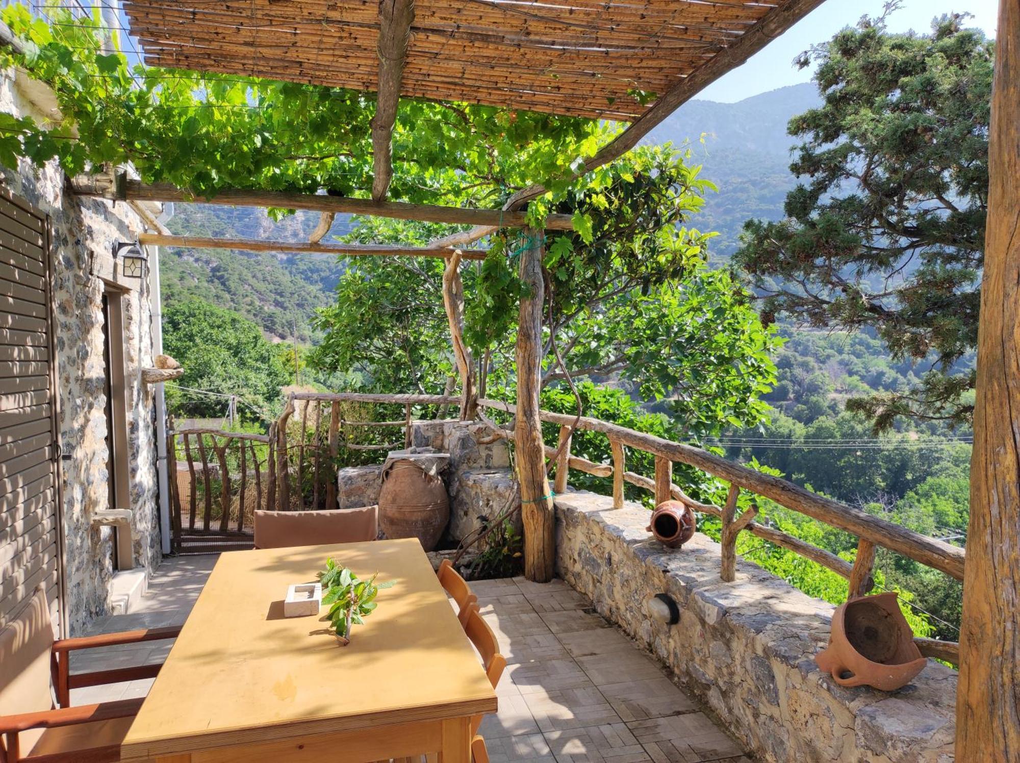 הוילה Kato Simi Kato Symi House מראה חיצוני תמונה